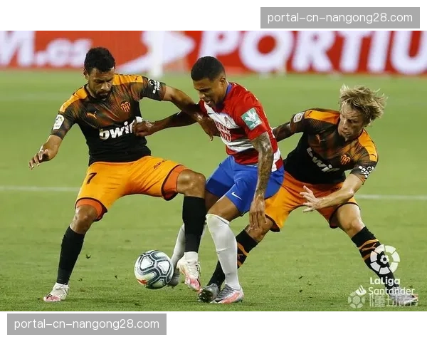 西班牙人连入两球，暂时脱离西甲降级区